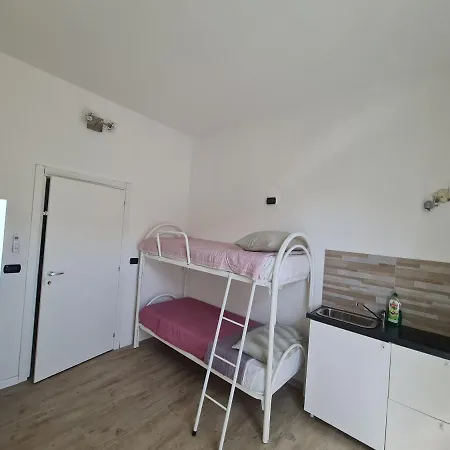 فندق مبيت وإفطار Dormi Da Me Sul Mare *